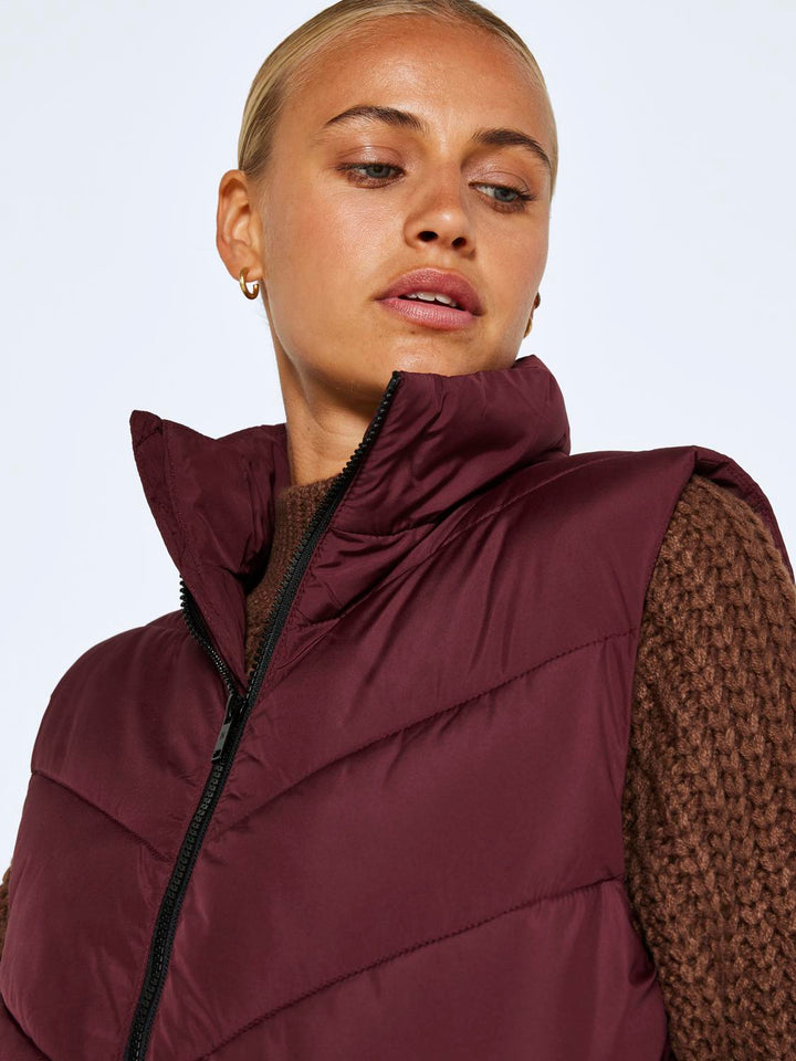 Noicy May Pitkä Lämpöliivi Viininpunainen - Canny